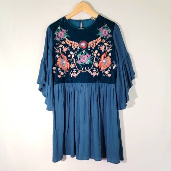 UMGEE Royal Blue Greenish Floral Embroidered Sundress Sz S Flutter Sleeve Pleats - Picture 1 of 9